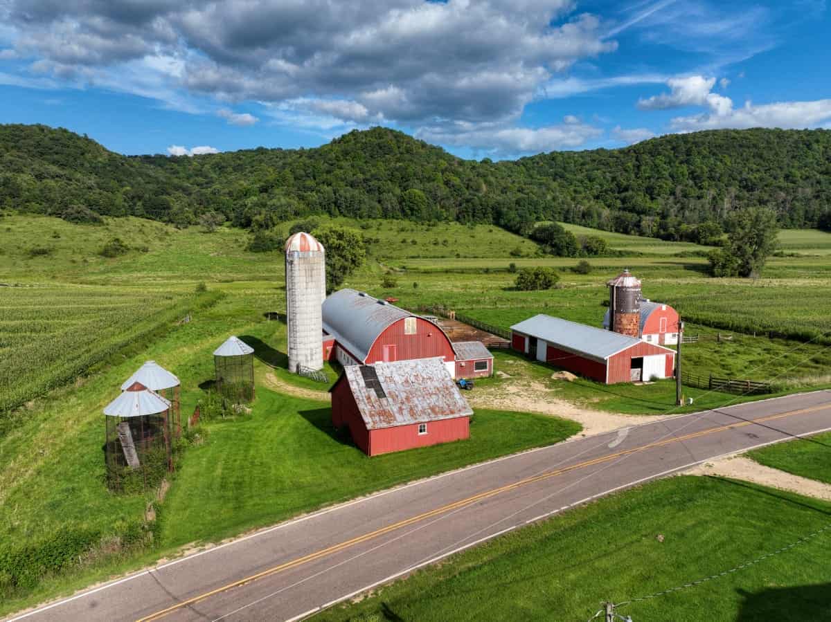 22.89 acre Hobby Farm in La Crosse County WI UC Hunting Properties