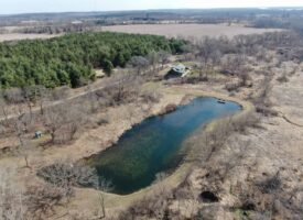 Recreational and Hunting Hideaway in Oxford, WI
