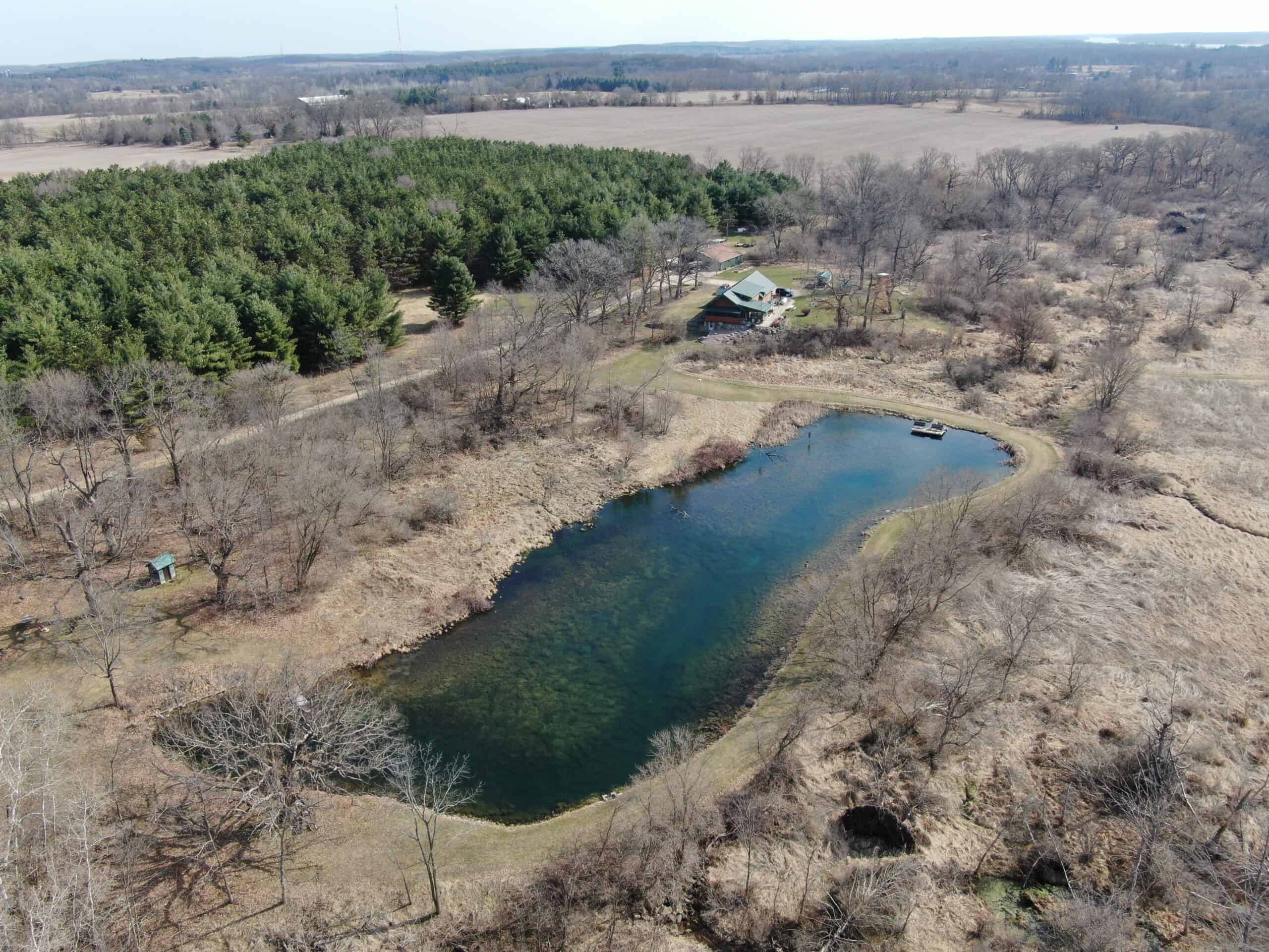 Recreational and Hunting Hideaway in Oxford, WI
