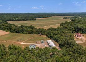WATERFRONT LUXURY HOME & OFF GRID RETREAT FOR SALE IN TN, HUNTING & FISHING