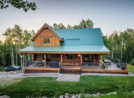 Colorado Mountain Log Home Retreat near Telluride and Ridgway