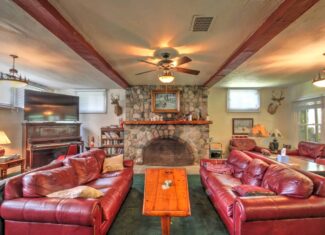 Northern Michigan Hunting Property 3,000-Acres Hunting Lodge Waterfront Beaver Lake Alpena County, MI