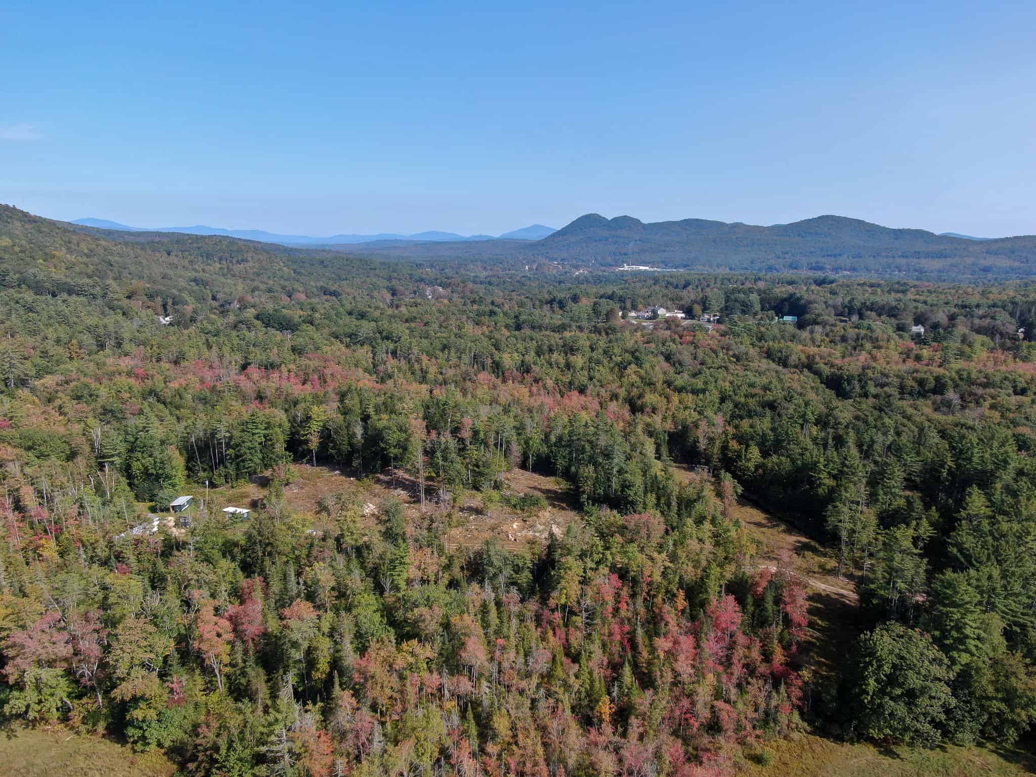 Four season camp on 19± acres