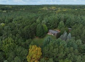 Log Cabin in the Woods for Sale Near Wisconsin Dells, Wisconsin