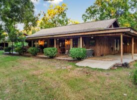 Rustic Home on 11.5 Acres in Catahoula Parish, LA