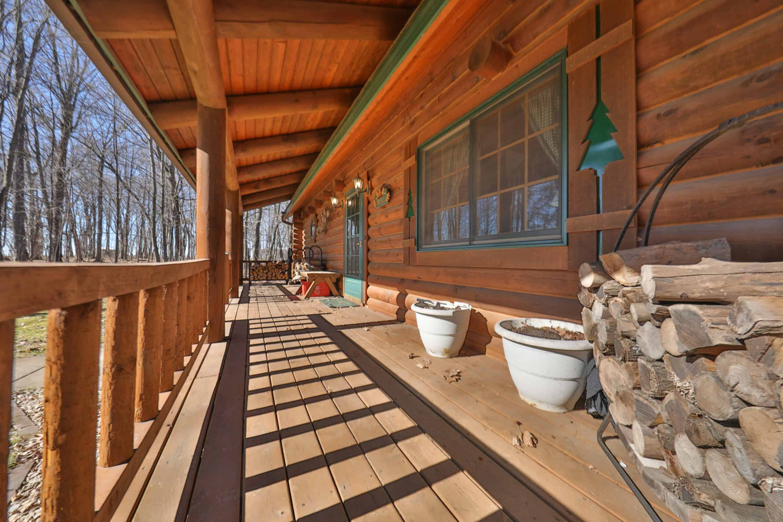 Log Home with OldGrowth Forest for sale in Monroe County, WI UC