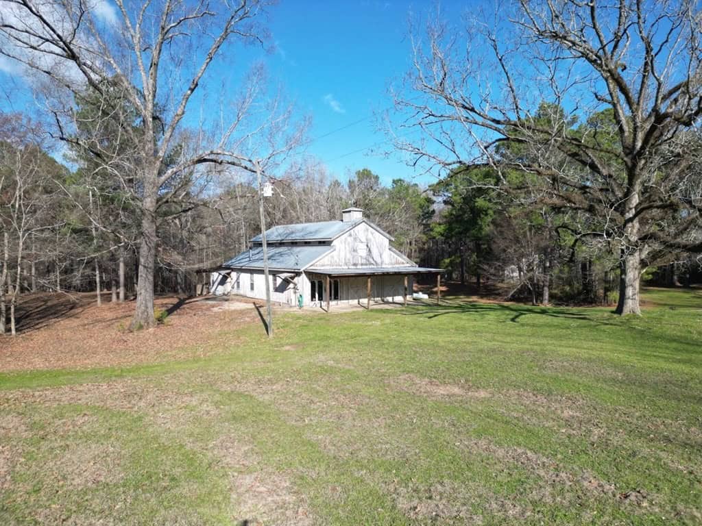 Hunting Land For Sale with Lodge in Franklin County MS