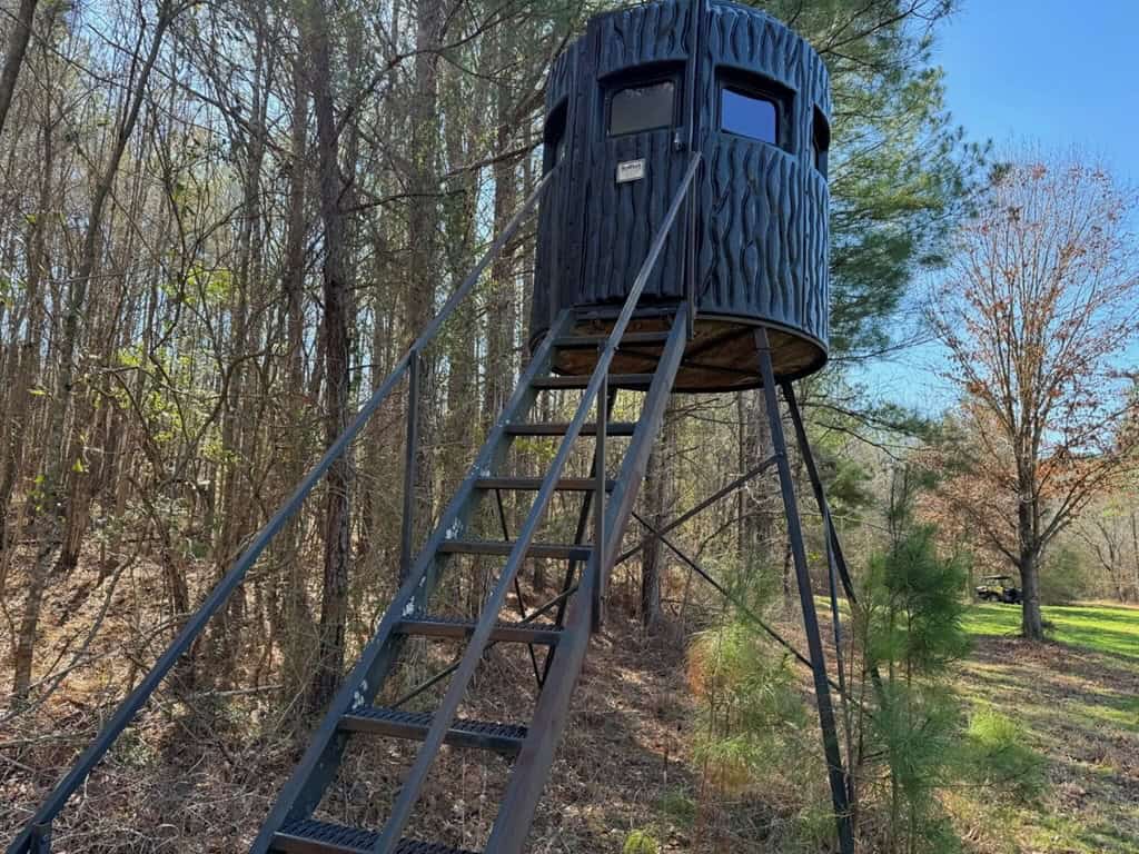 Hunting Land For Sale with Lodge in Franklin County MS