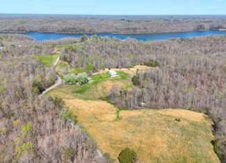 93 acres hunting property on Lake Cumberland in Monticello KY