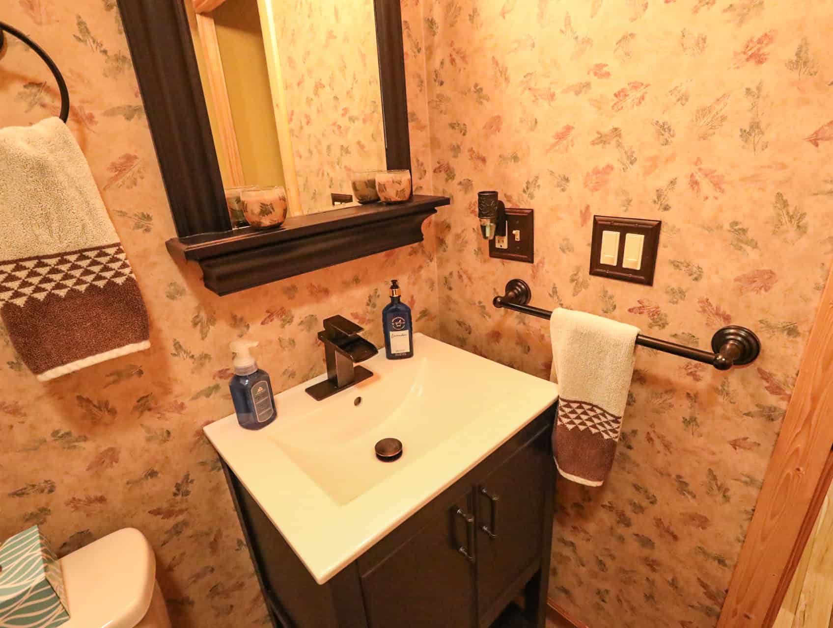 Home & cabins for sale adjoining Daniel Boone National Forest in KY