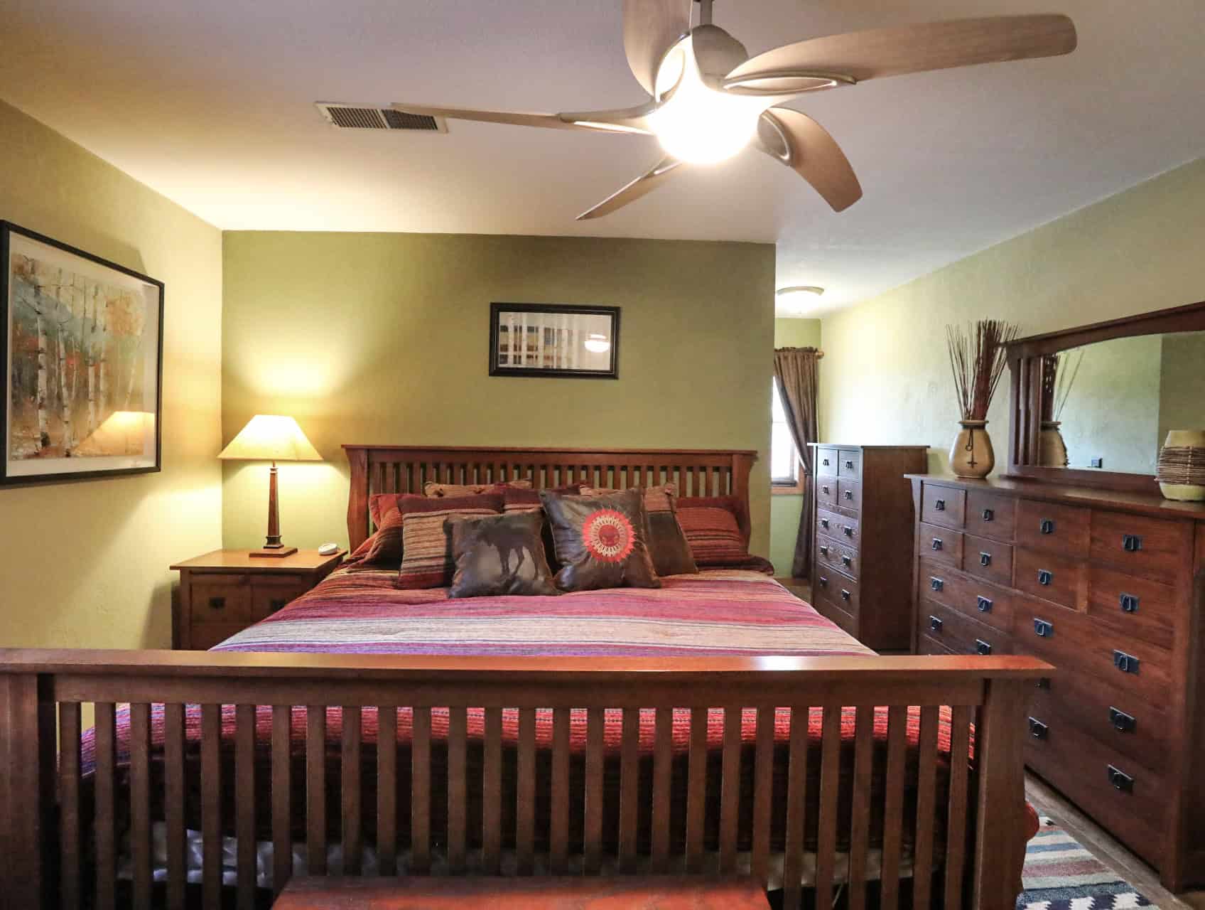 Home & cabins for sale adjoining Daniel Boone National Forest in KY