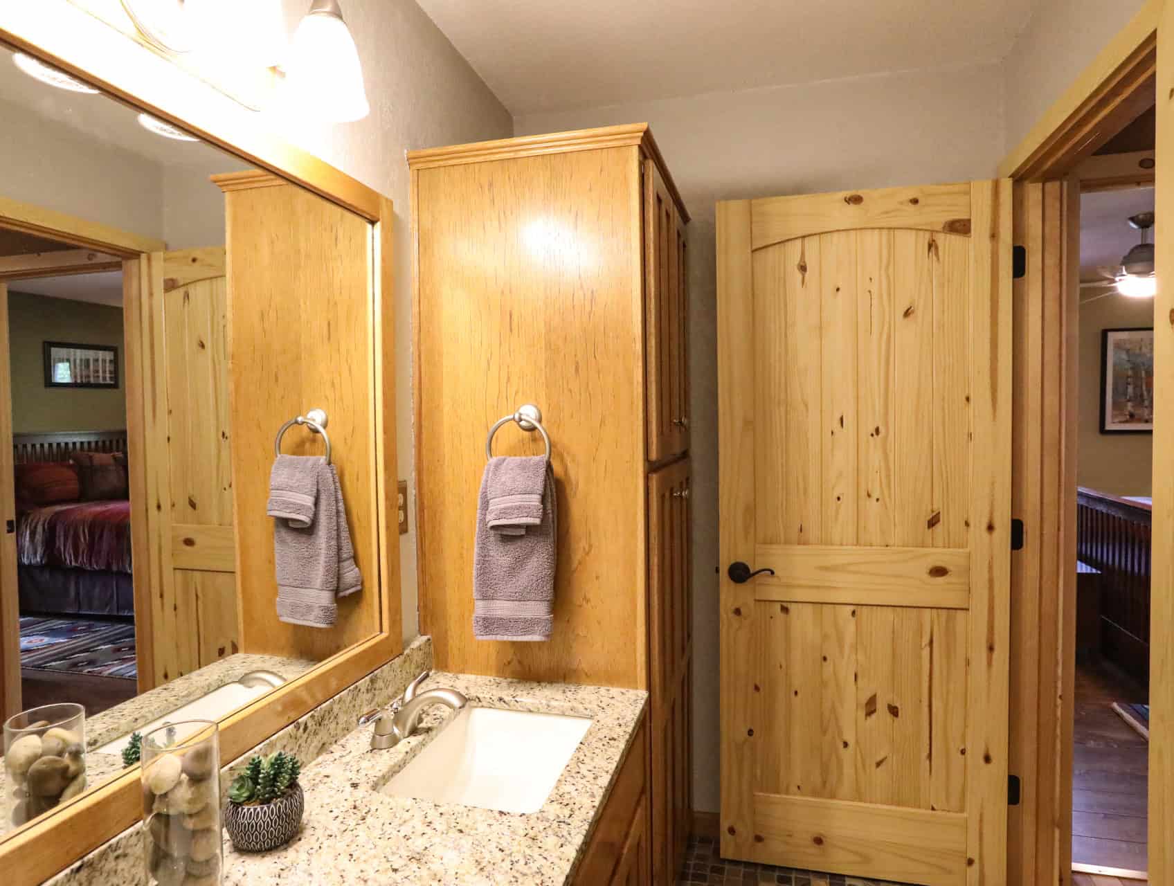Home & cabins for sale adjoining Daniel Boone National Forest in KY