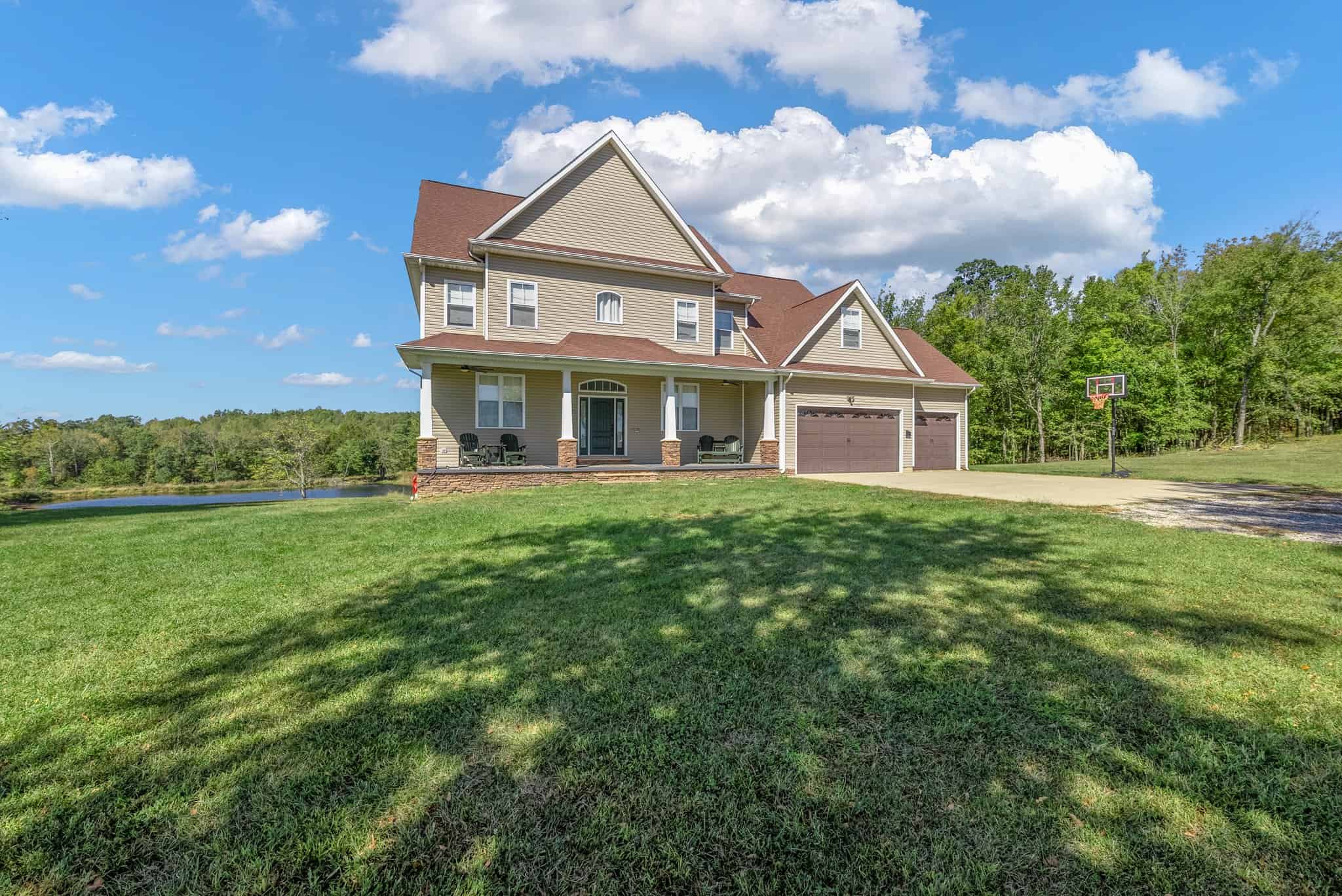 600 Acre Cattle Farm & Hunting Property w/ 3 Custom-Built Residential Homes w/ Basements & Room To Grow, A Turn-Key Opportunity in Nebo, KY 42441
