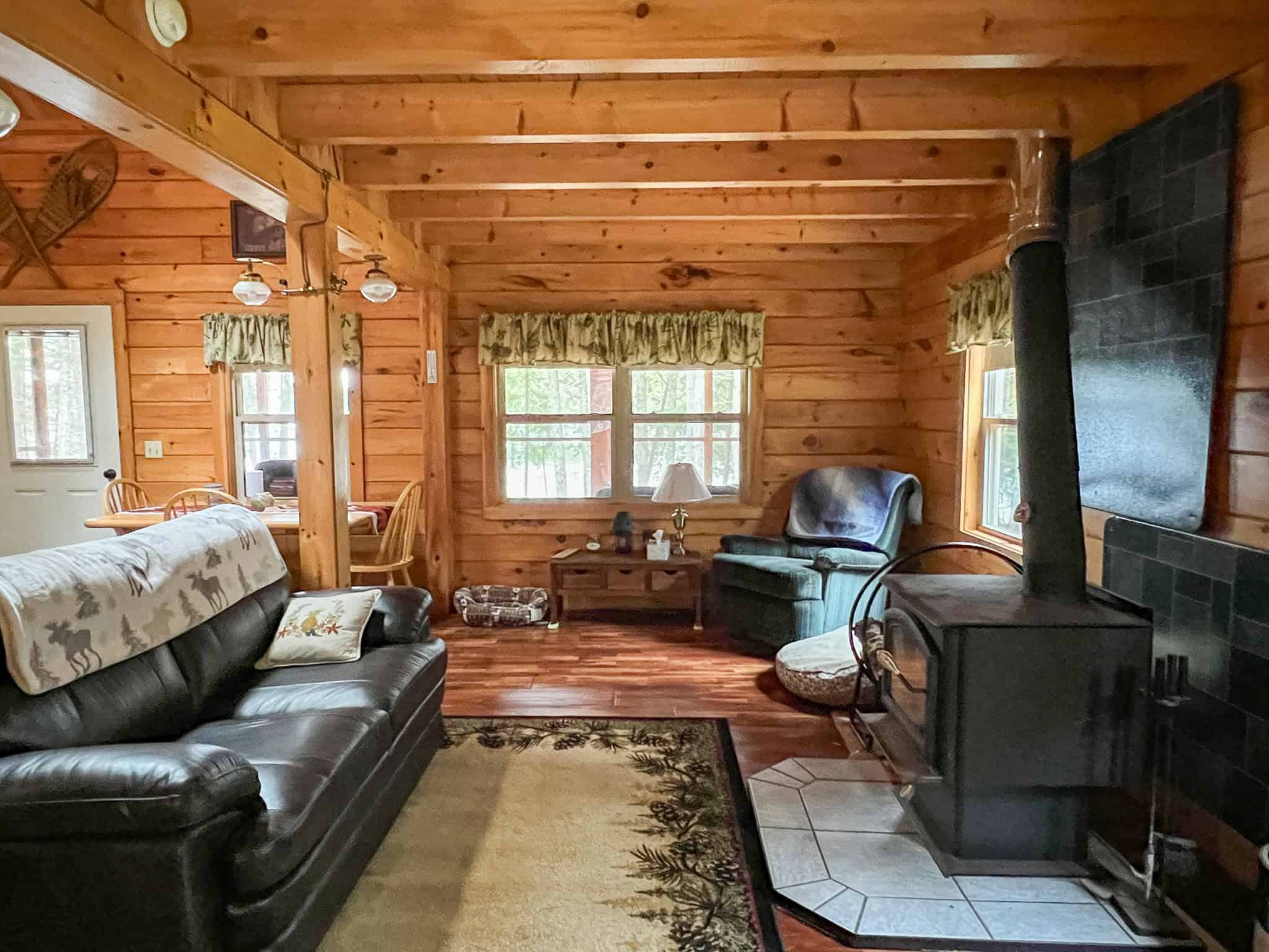 Maine Lakefront Log Home