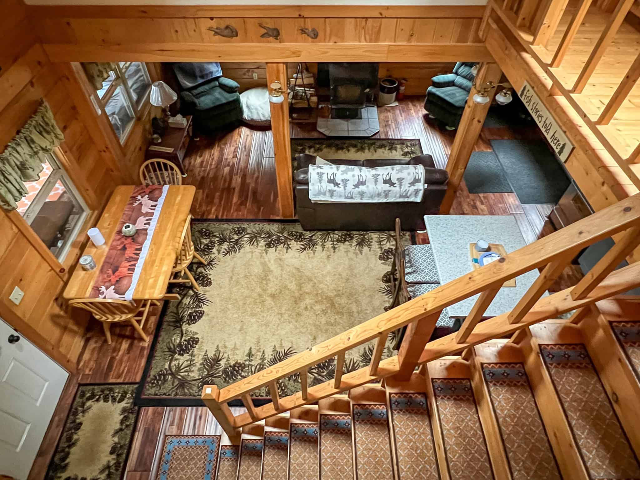 Maine Lakefront Log Home