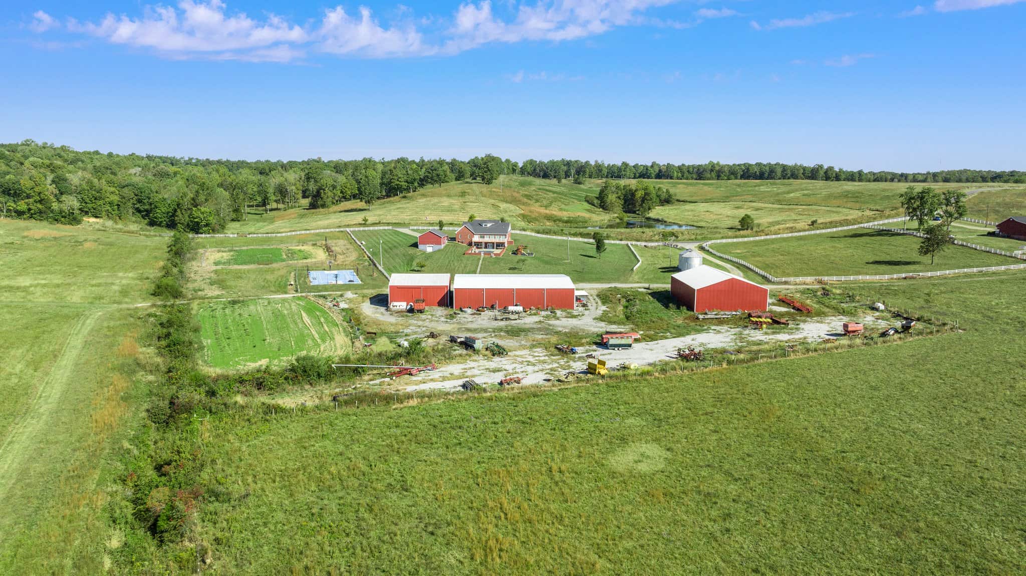 600 Acre Cattle Farm & Hunting Property w/ 3 Custom-Built Residential Homes w/ Basements & Room To Grow, A Turn-Key Opportunity in Nebo, KY 42441