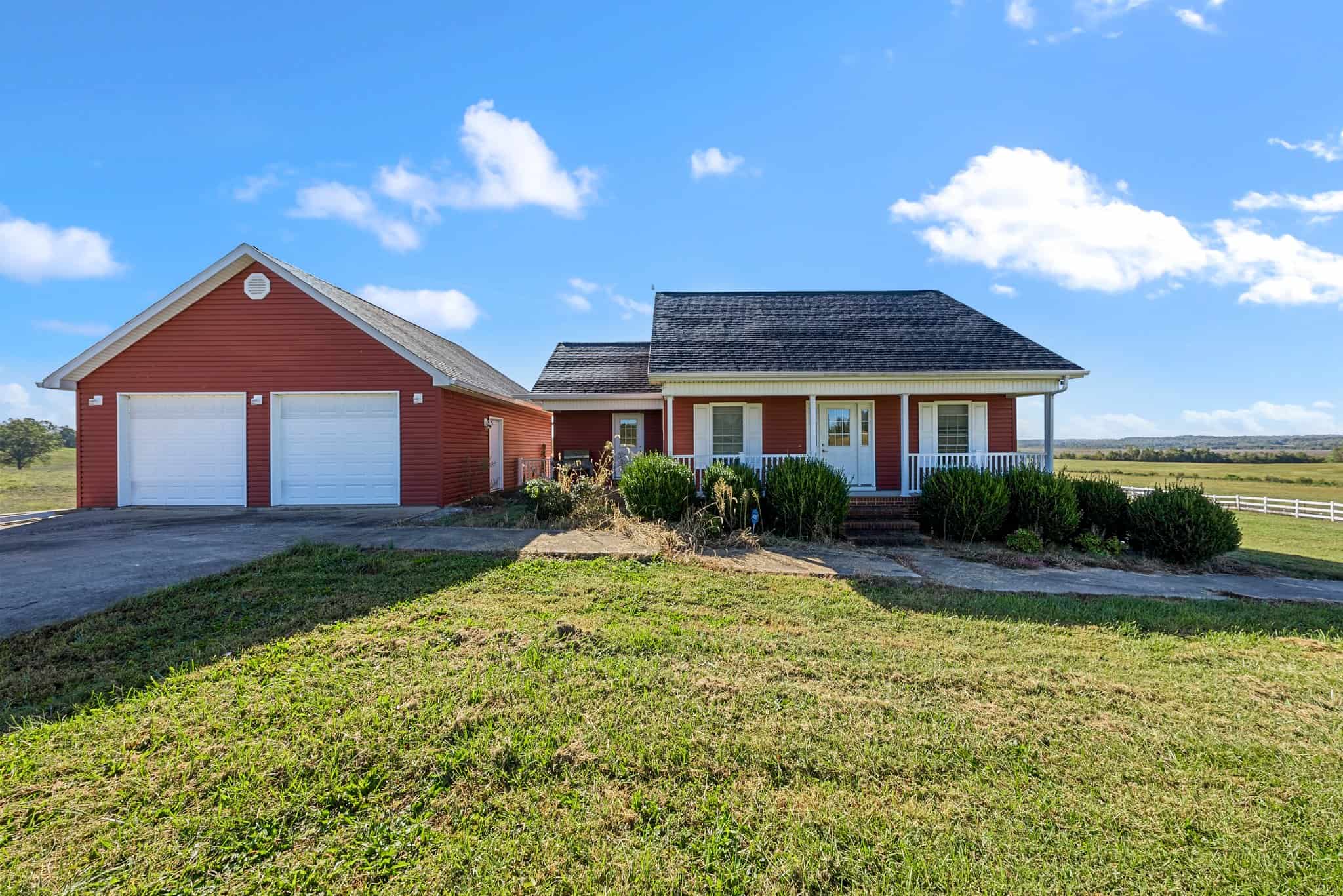 600 Acre Cattle Farm & Hunting Property w/ 3 Custom-Built Residential Homes w/ Basements & Room To Grow, A Turn-Key Opportunity in Nebo, KY 42441