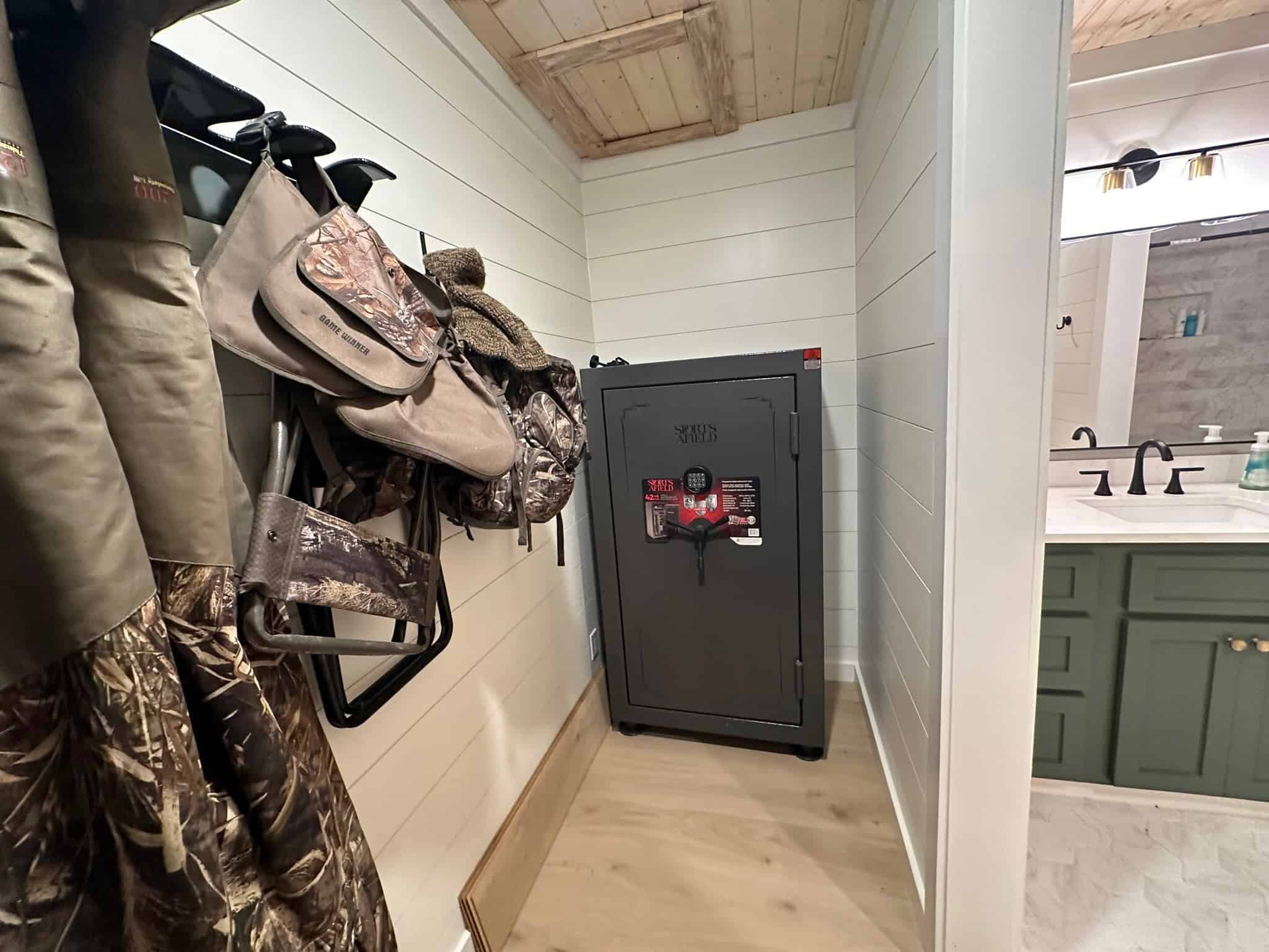 Delta Duck and Deer Hunting Property for Sale