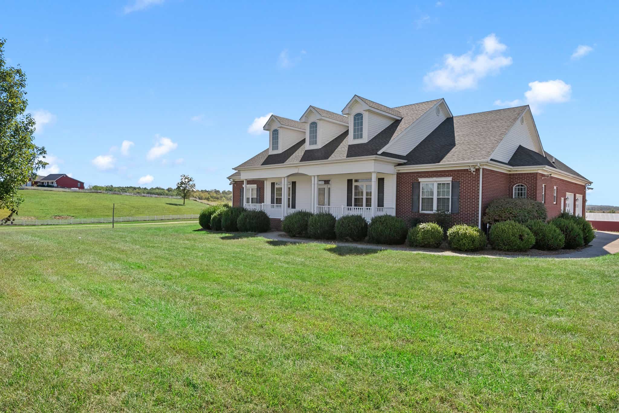 600 Acre Cattle Farm & Hunting Property w/ 3 Custom-Built Residential Homes w/ Basements & Room To Grow, A Turn-Key Opportunity in Nebo, KY 42441