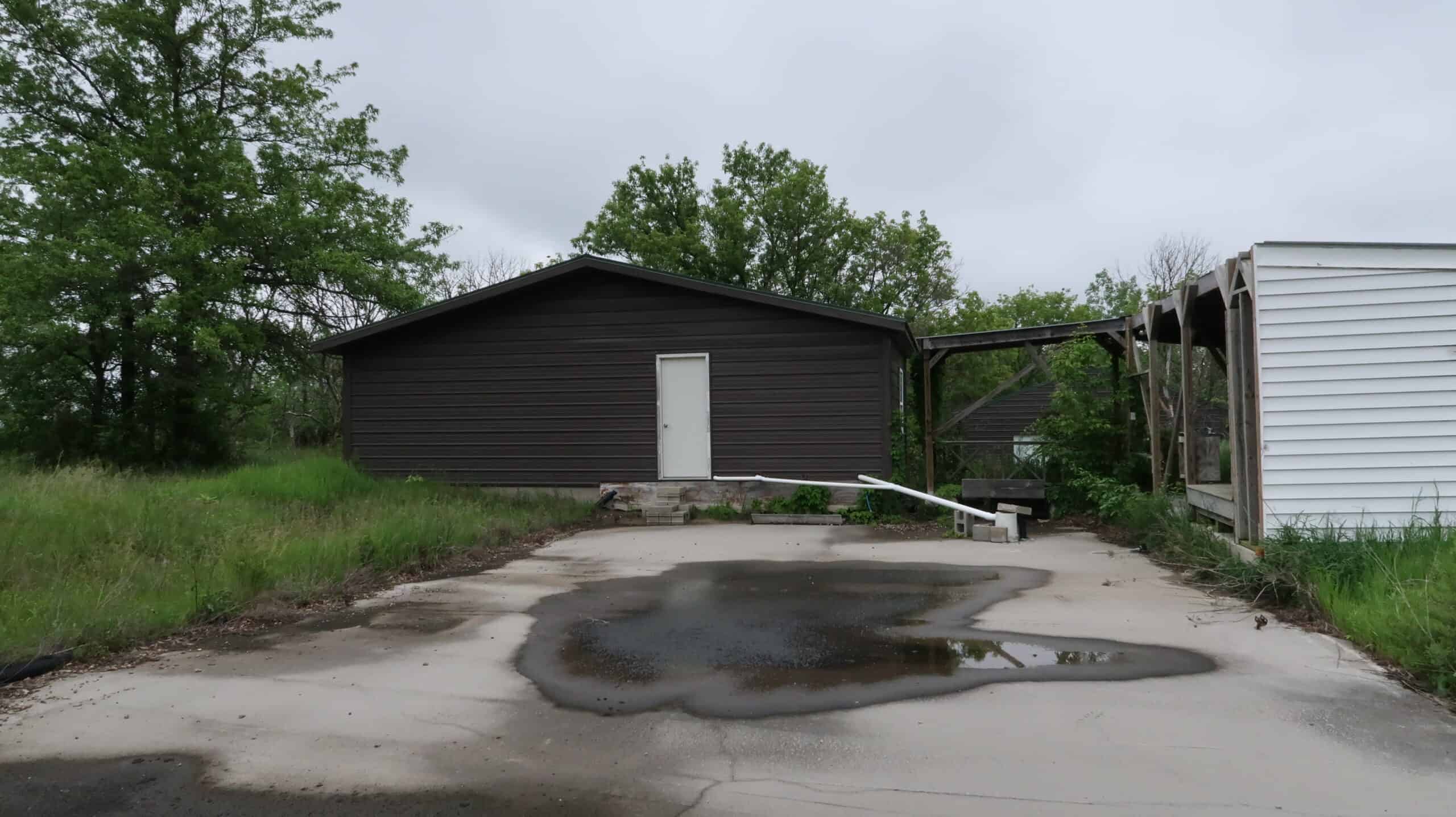 75 Acres m/l with Buildings/ Lake/ Income