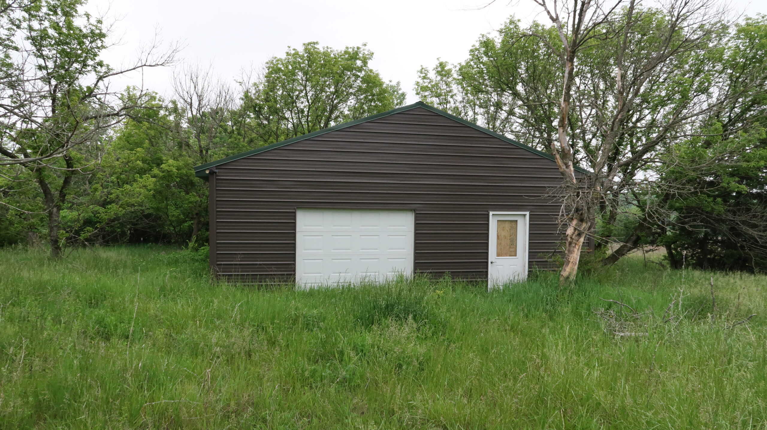 75 Acres m/l with Buildings/ Lake/ Income