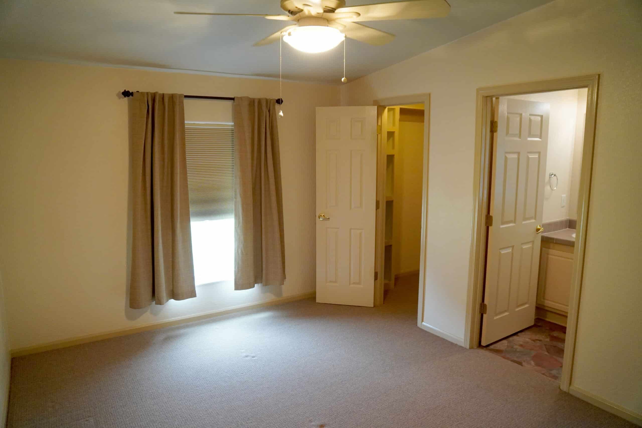 COUNTRY HOME AND RECREATIONAL LAND FOR SALE, MEEKER, OK