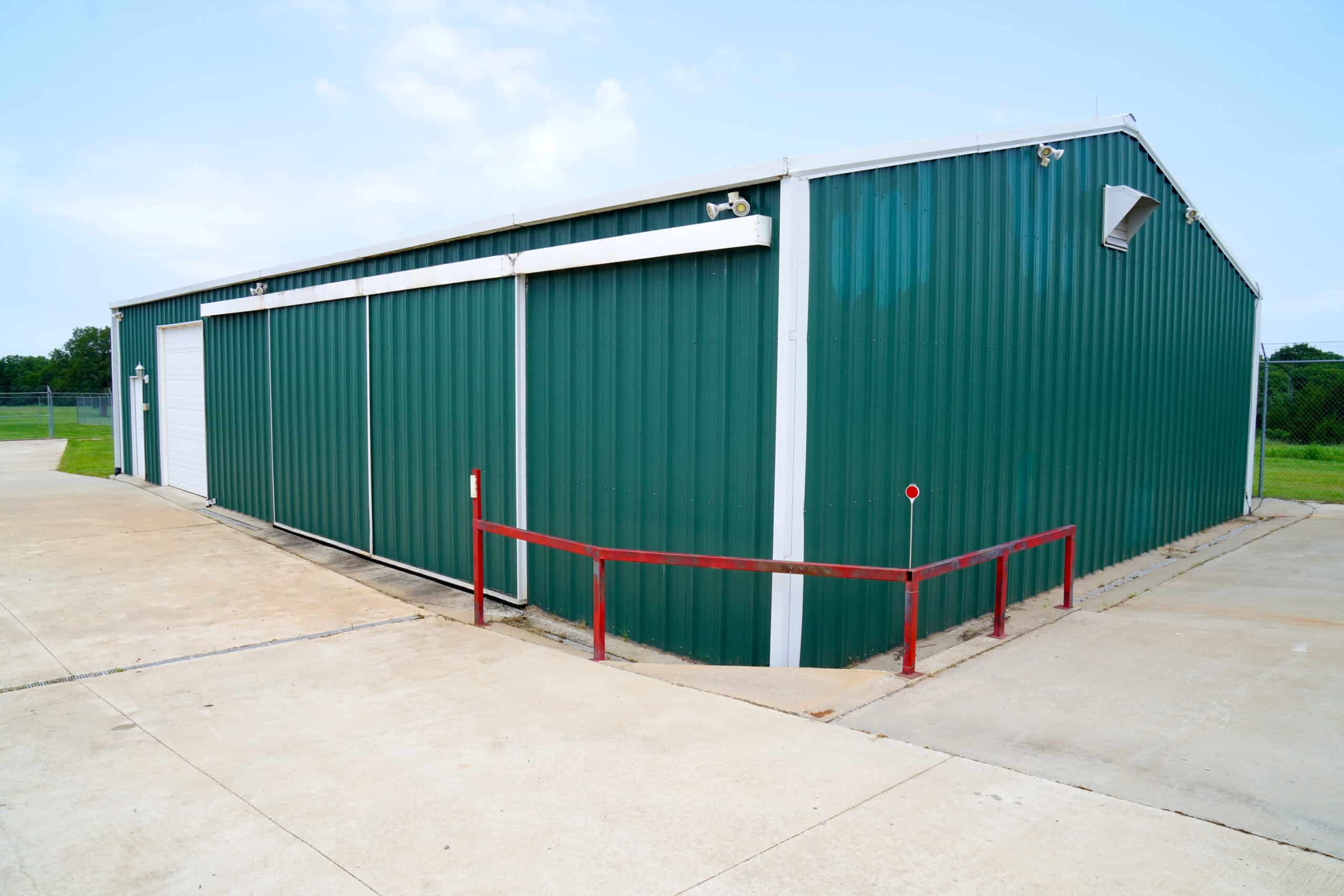 COUNTRY HOME AND RECREATIONAL LAND FOR SALE, MEEKER, OK