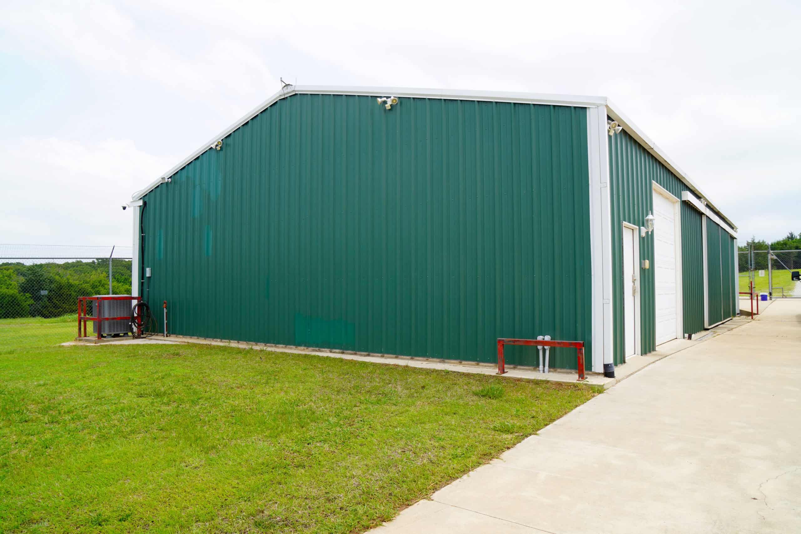 COUNTRY HOME AND RECREATIONAL LAND FOR SALE, MEEKER, OK