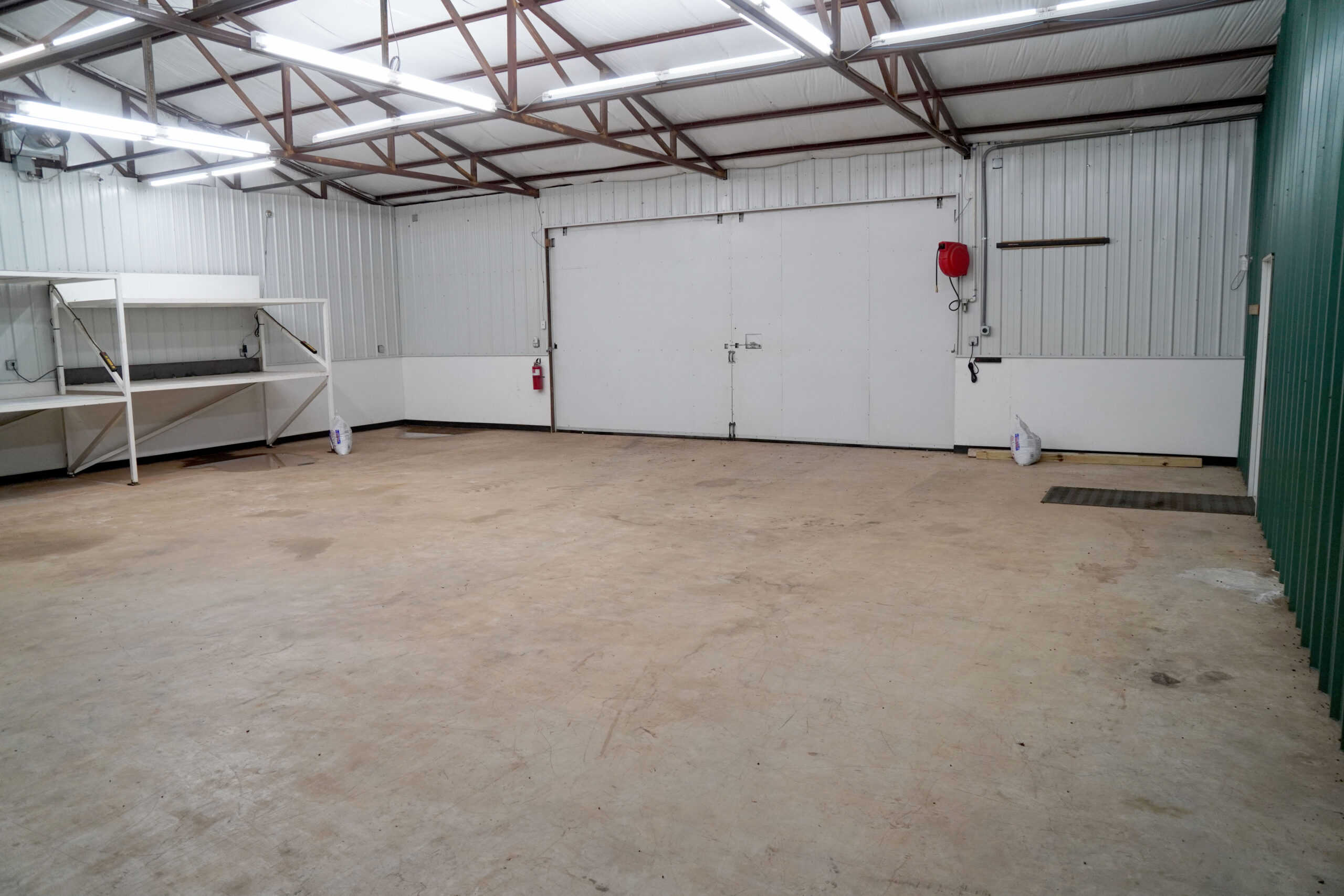 COUNTRY HOME AND RECREATIONAL LAND FOR SALE, MEEKER, OK