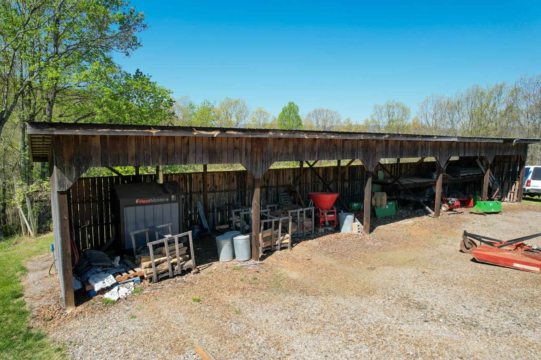 Prime Hunting and Recreational Paradise in Stuart, VA