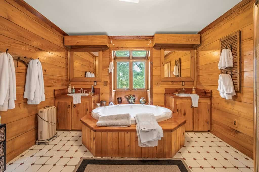 Country Home for Sale with Pond, Barn, Shops Marion Co, MS