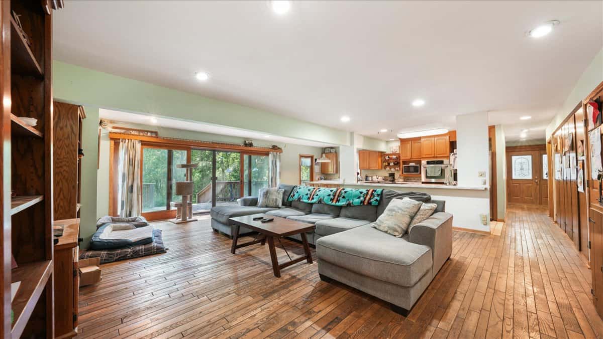 Western Jackson County, WI 11.77 Timbered Acre