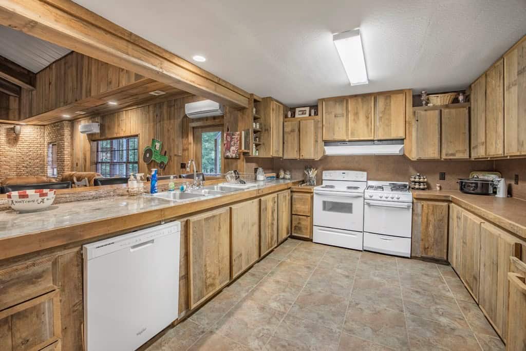Rare Hunting Tract for Sale in Forrest County, MS