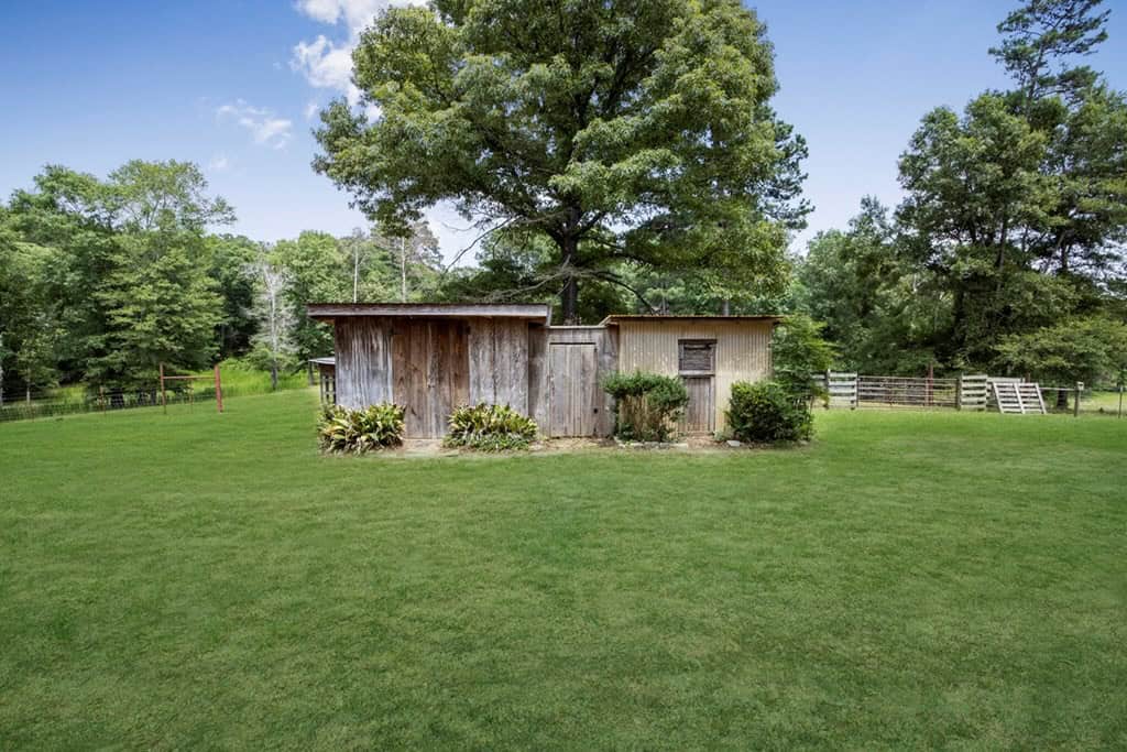 Country Home for Sale with Pond, Barn, Shops Marion Co, MS