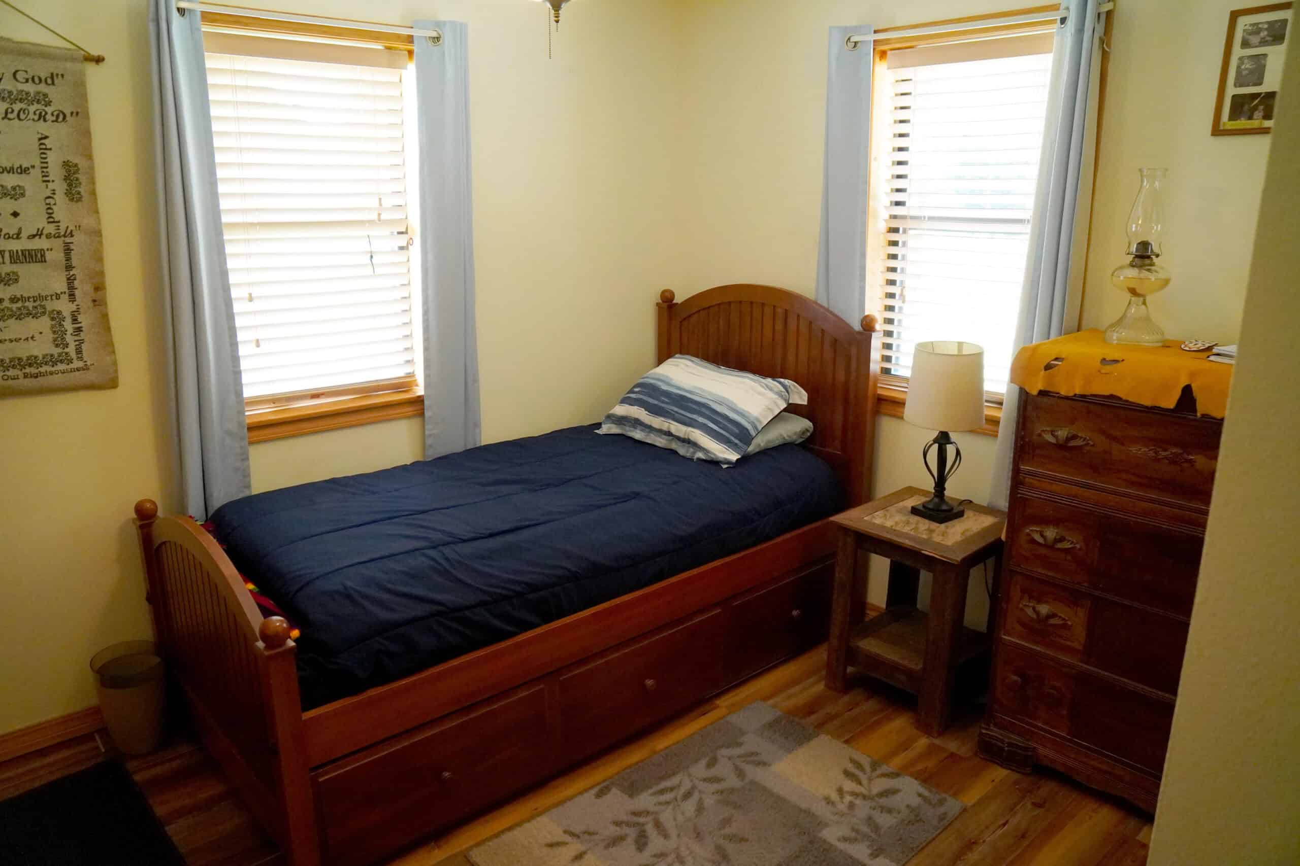 Cabin, Pond and Land For Sale, Perkins, Oklahoma