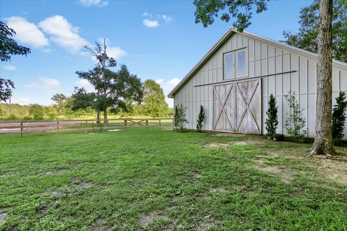 18 Acres Next to Timber Property Hunters Paradise and Backyard Oasis