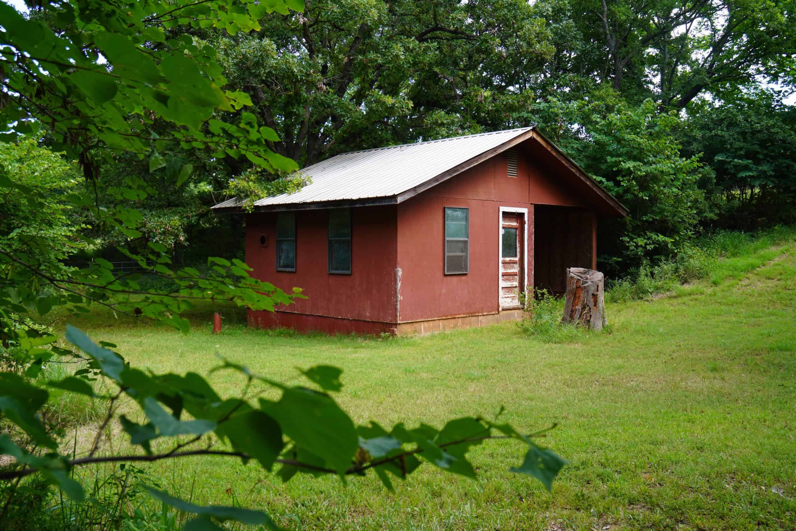 Cabin, Pond and Land For Sale, Perkins, Oklahoma