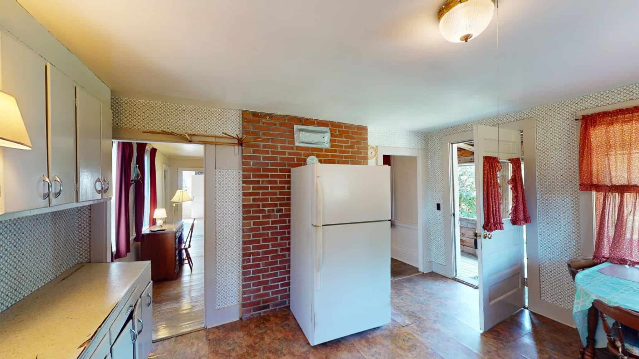 New Englander Home in the Country