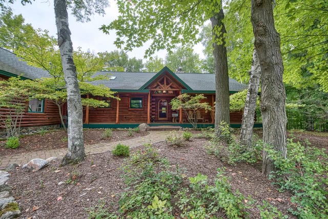 Corporate / Family Retreat For Sale – Entire Private Lake on 207 Acres
