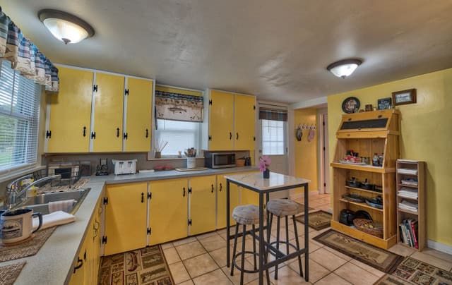 Corporate / Family Retreat For Sale – Entire Private Lake on 207 Acres