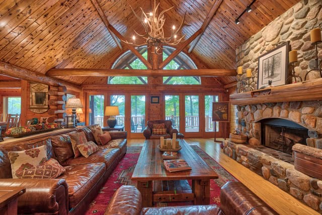 Corporate / Family Retreat For Sale – Entire Private Lake on 207 Acres