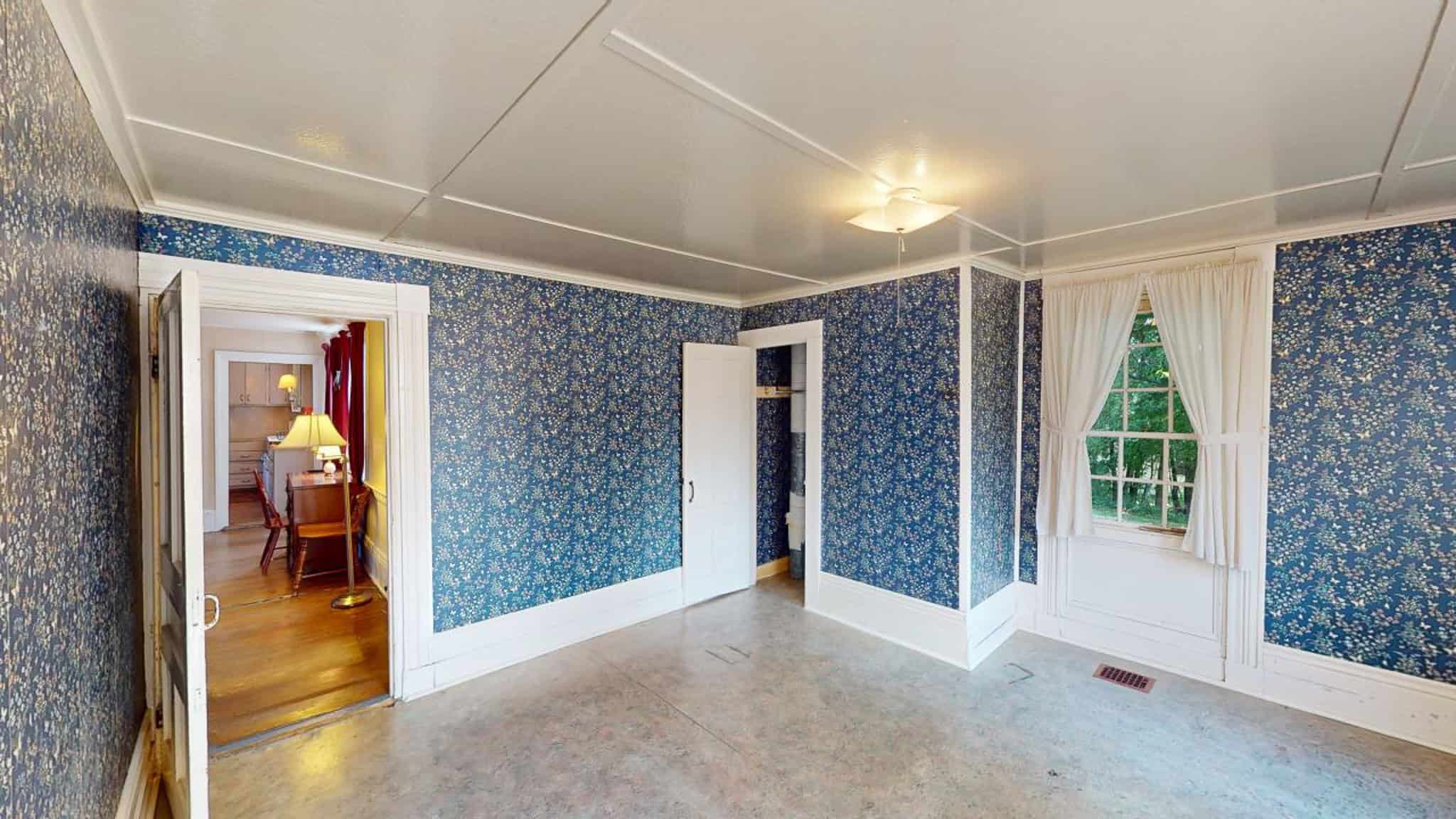 New Englander Home in the Country