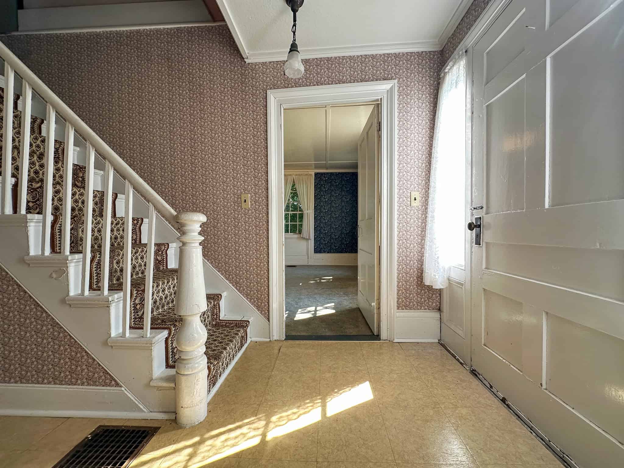 New Englander Home in the Country