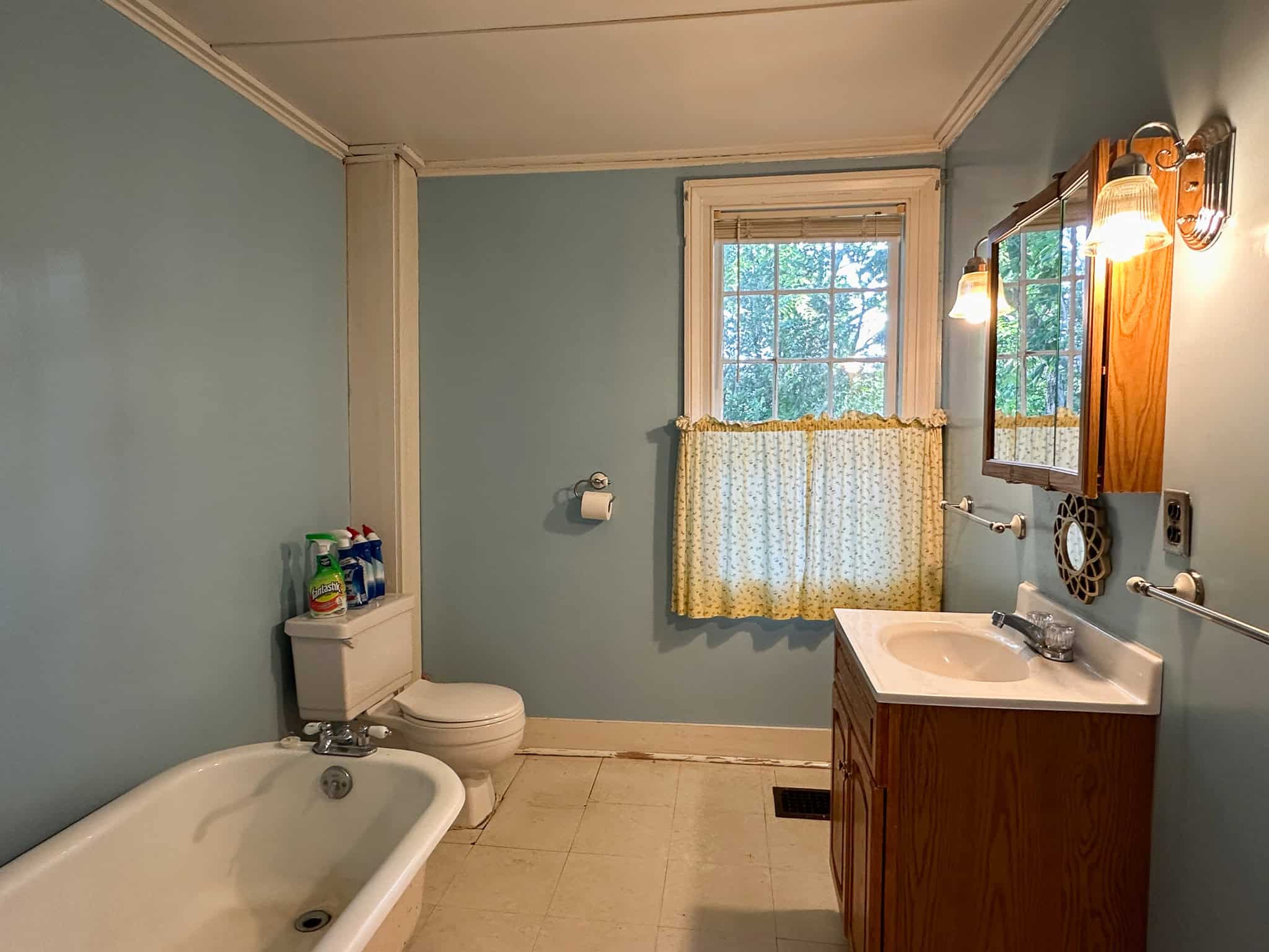 New Englander Home in the Country