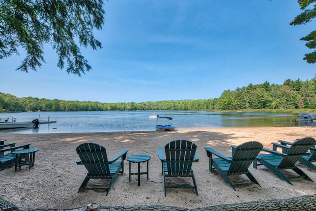 Corporate / Family Retreat For Sale – Entire Private Lake on 207 Acres