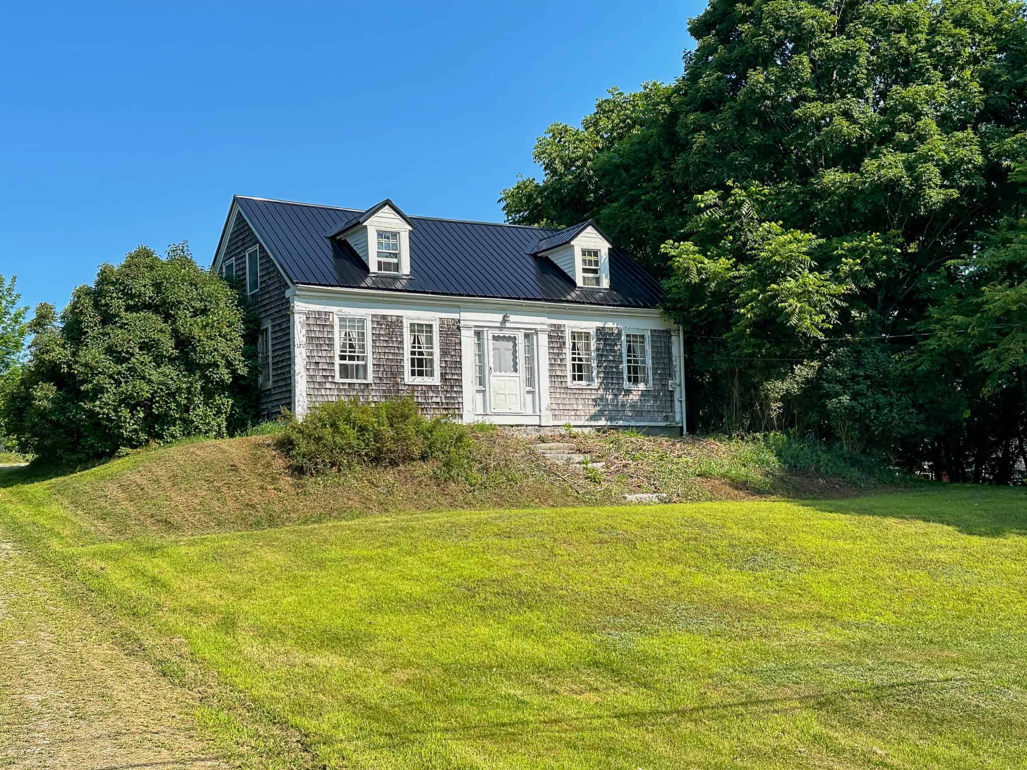 New Englander Home in the Country