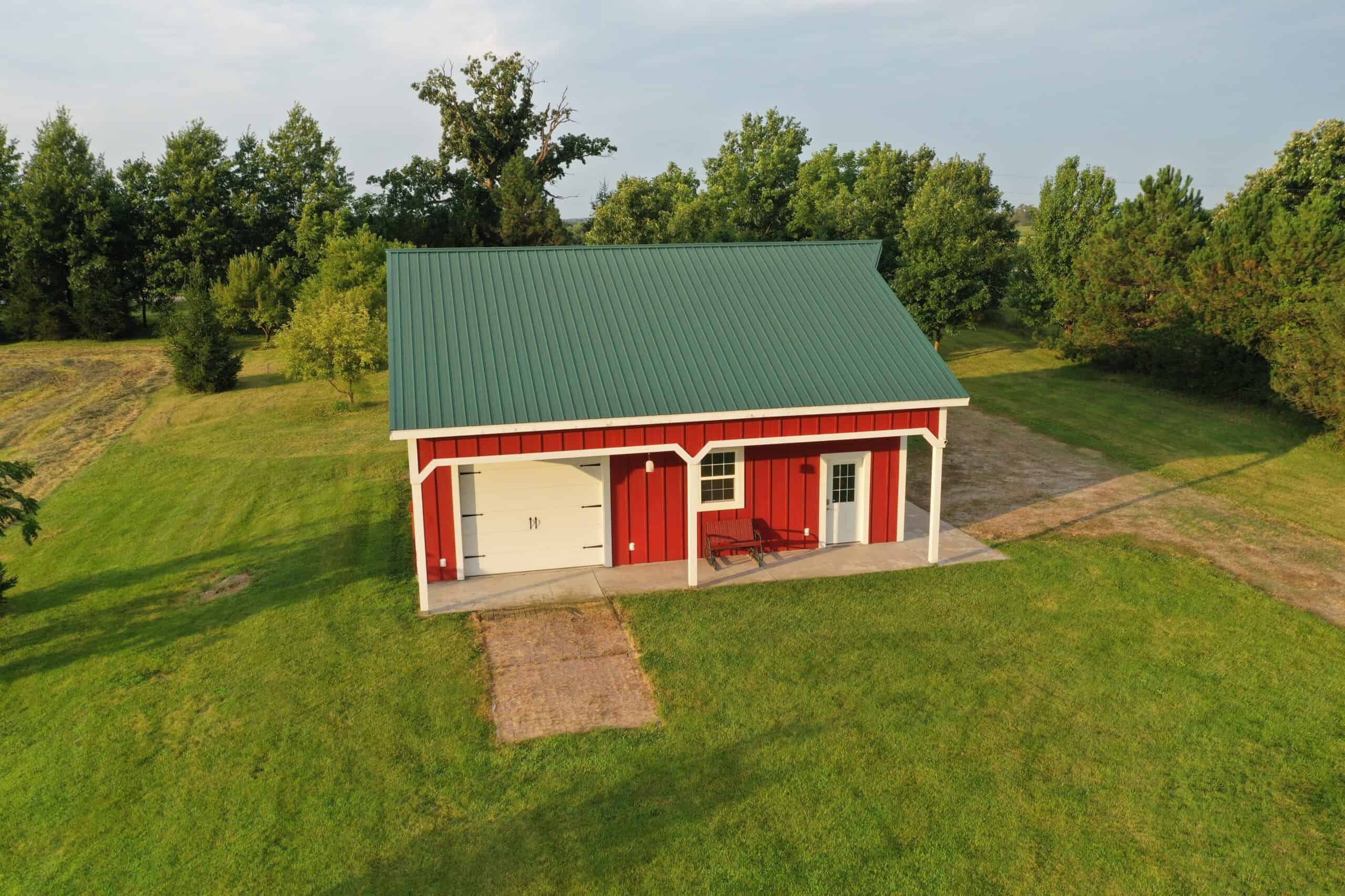 Home & Outbuildings on Acreage in Gentry County
