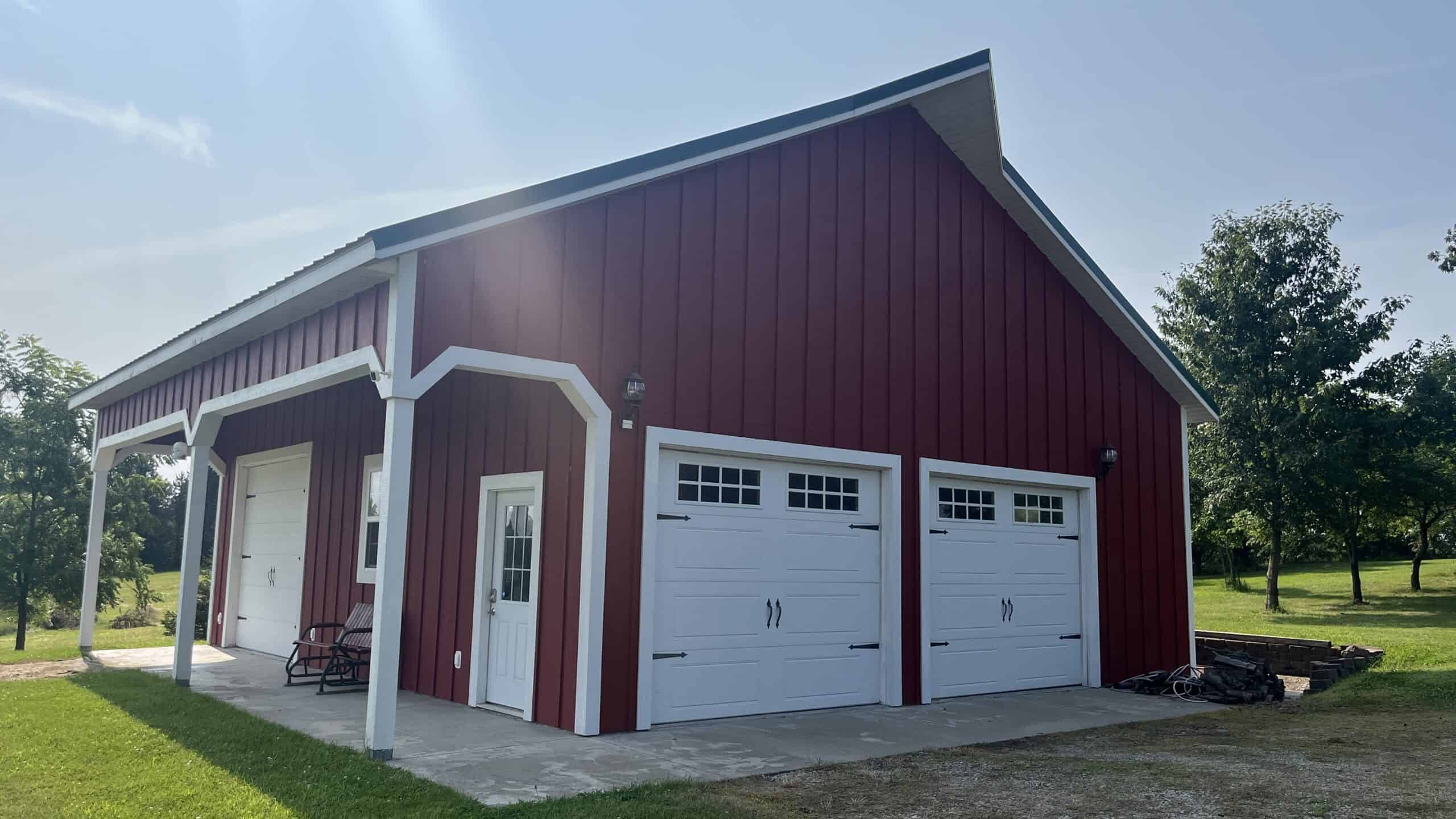 Home & Outbuildings on Acreage in Gentry County