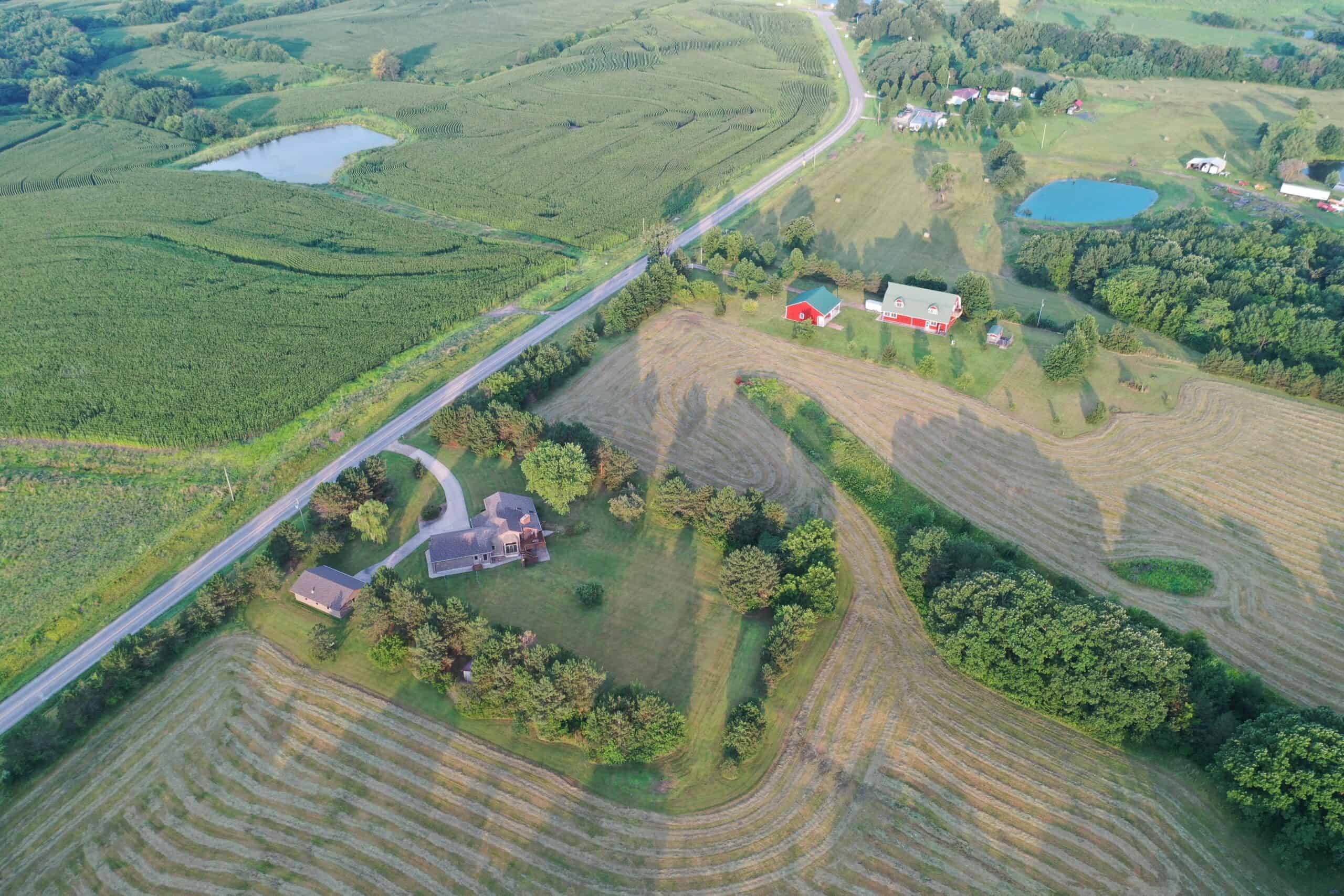 Home & Outbuildings on Acreage in Gentry County