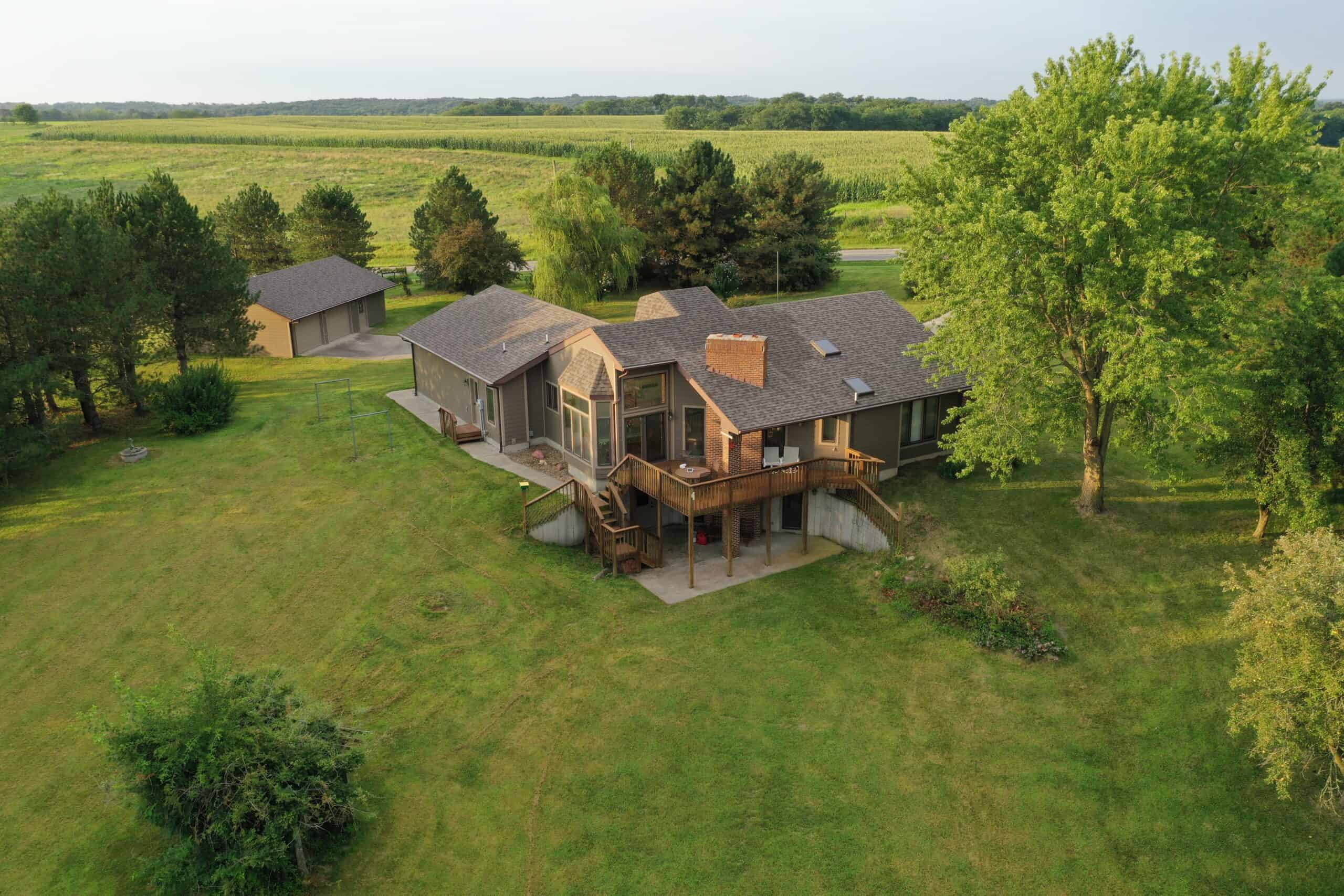 Home & Outbuildings on Acreage in Gentry County